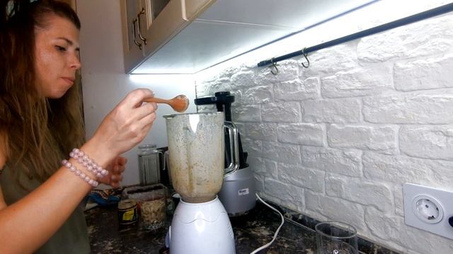 МОРОЖЕНОЕ ДЛЯ ПОХУДЕНИЯ - РЕЦЕПТ ПОЛЕЗНОГО ЛАКОМСТВА смотреть онлайн