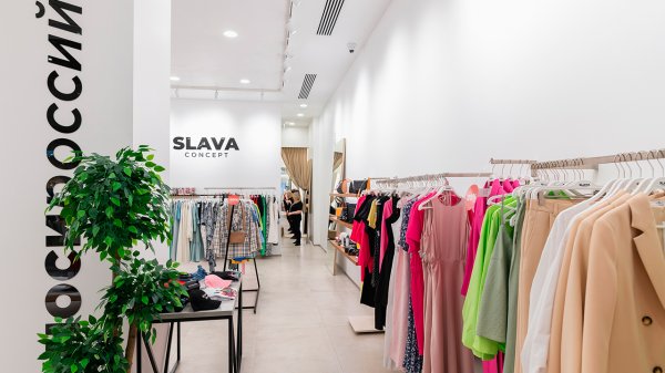 Открытие Универмага Российских Дизайнеров SLAVA concept в ТРЦ ТРИУМФ МОЛЛ в Саратове
