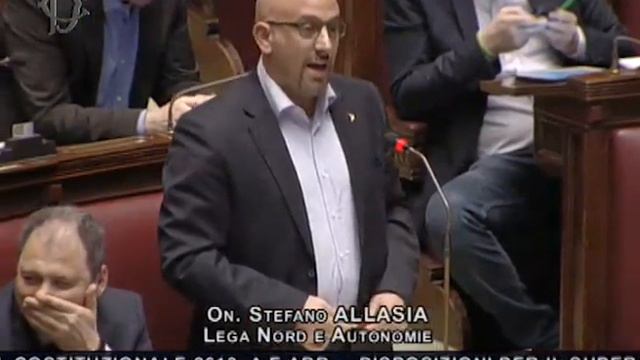 Torino - Allasia: attacco di matrice anarchica contro sede carroccio смотреть онлайн