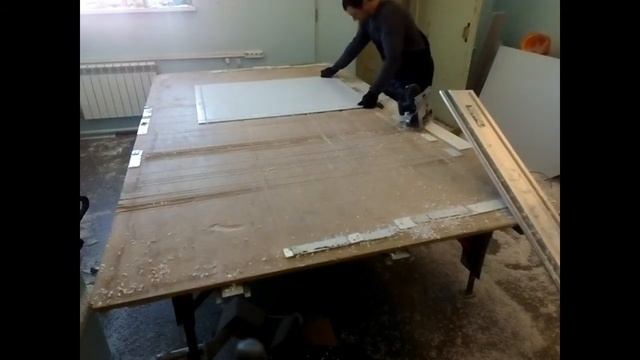 Фрезеровка фасадных кассет из АКП без разметки. Раскрой алюкобонда. смотреть онлайн