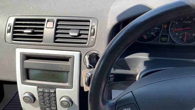 Volvo S40 2.0 SE Lux Euro 5 4dr смотреть онлайн