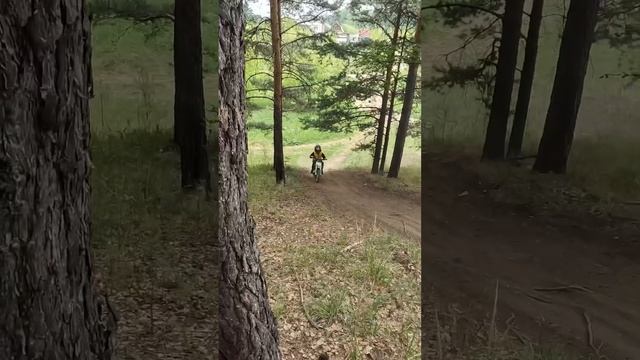 Заезжаем в горки на Avantis и GR #мотоцикл #питбайк #эндуро #мото #gr8 #dirtbike #avantis смотреть онлайн