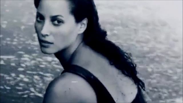 Christy Turlington ⭐ "The Most Beautiful Girl" Compilation смотреть онлайн