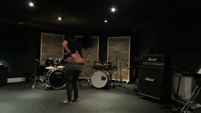 Diana Bastet Metal Belly Dance. AC/DC Thunderstruck
