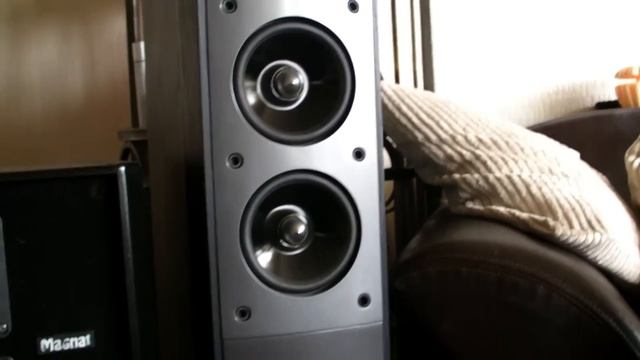 Jamo S606 (jamo s 606) speaker test against vintage Magnat speakers смотреть онлайн