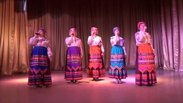 Народный фольклорный ансамбль "Прибайкалье" - "Вьюн над водой". смотреть онлайн