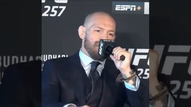 Грустные слова Конора после боя с Порье смотреть онлайн