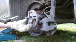 замена ступицы и датчика ABS на тойоте каролла 150