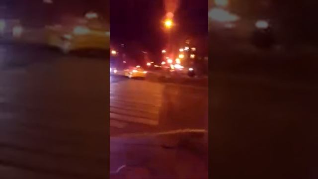 Москва. На Перекрестке ул. Д. Ульянова и ул. Новочеремушкинская. 26.08.2018. смотреть онлайн