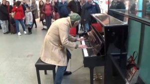 GRANDPA PLAYS DANCE MONKEY At The Mall On Piano