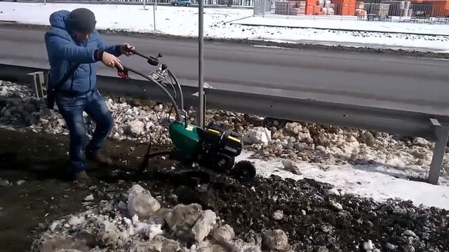 Пашем мёрзлую землю мотобоком Caiman Vario смотреть онлайн