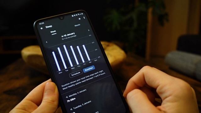 How a smartwatch can change your life: 20 Uses, Benefits & Wear OS Apps ⌚ смотреть онлайн
