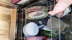 КАК ЗАСЫПАТЬ СОЛЬ В ПОСУДОМОЙКУ / ЭКСПЛУАТАЦИЯ ПОСУДОМОЕЧНОЙ МАШИНЫ / ELECTROLUX