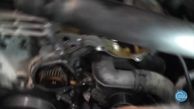 Замена помпы на Nissan Teana J32 VQ25DE смотреть онлайн