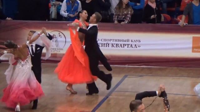 CLK Q смотреть онлайн