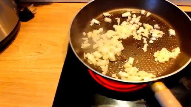 [ENG + RUS SUB] "Шакшука. Идеальный завтрак." - рецепт студентки English Tochka смотреть онлайн