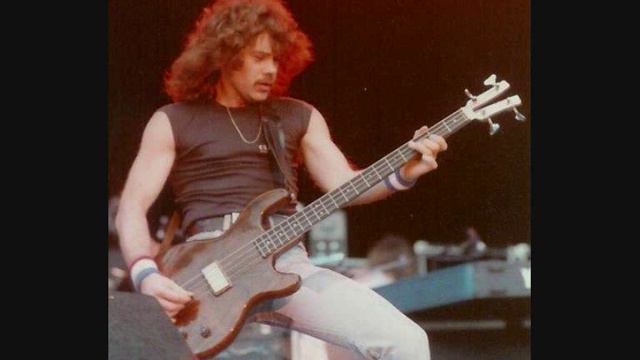 Alan Lancaster's Bombers - Roll Over Lay Down смотреть онлайн