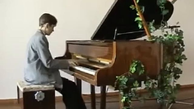 Сольный концерт в Дебальцевской школе искусств. смотреть онлайн