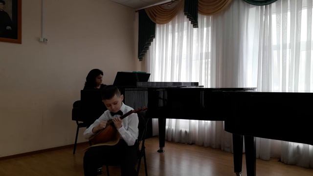 Семёнов Захар, 9 лет Ю. Забутов "Бабушкины ходики", В. Попонов "Наигрыш" смотреть онлайн