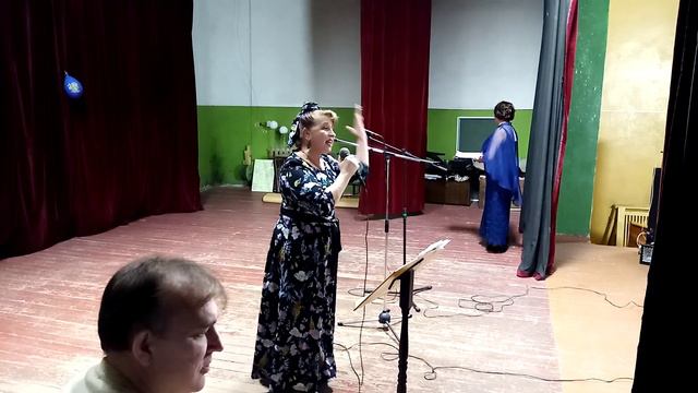 Ппоет Ксения ТОПОЛЬ - Ой, Душа, ты гуляй, да пой! смотреть онлайн