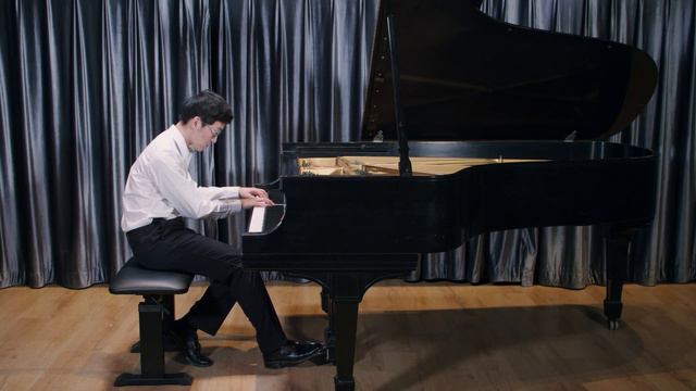 Berg: Piano Sonata Op. 1_Lantian Gu piano смотреть онлайн