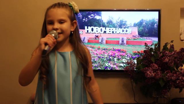 Песня "Детки-Конфетки" Исполняет Алина Дзюба. смотреть онлайн