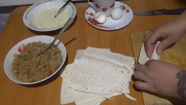 Трубочки с капустой за 30 минут. Не дорогой перекус за 50 рублей.