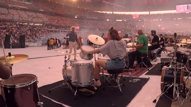 Rockin'1000 - Blitzkrieg Bop - Ramones by Fede & Friends - NON OFFICIAL video смотреть онлайн