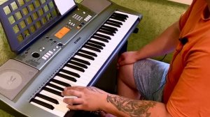 Как брать аккорды. Красивая последовательность аккордов на синтезаторе.