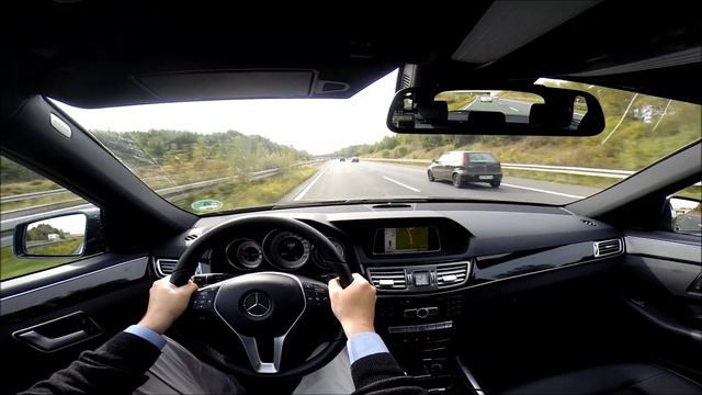 The co-drivers view: Mercedes Benz E220 CDI at Autobahn POV смотреть онлайн