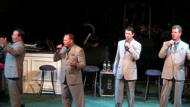 The Dove Brothers sing I Can Pray смотреть онлайн