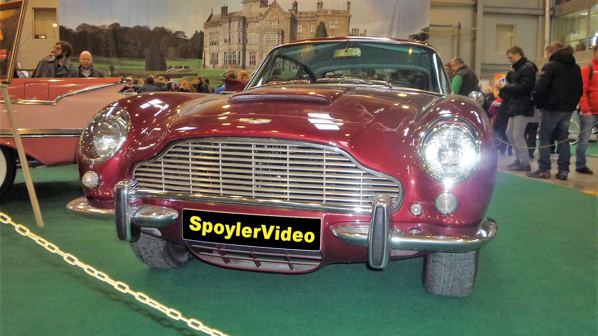 Aston Martin DB6 Vantage смотреть онлайн