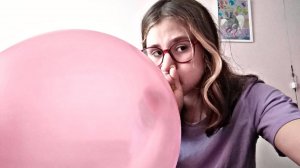 Надувание большого шарика: тренировка лёгких и терапия