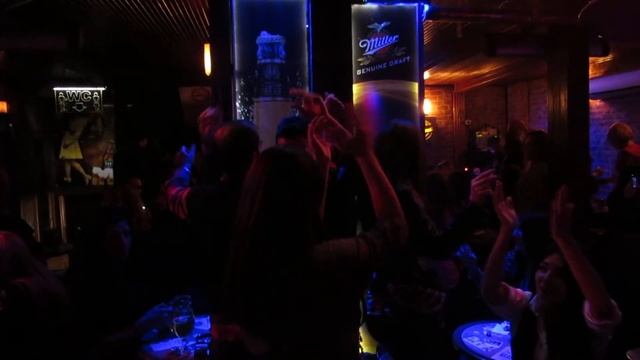 Переулки Стамбула ночью танцы бары Истикляль...Solakzade Sokak Bars Istiklal смотреть онлайн