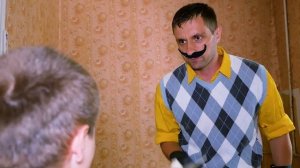 ЭДИК РАСКРЫЛ ТАЙНУ ПРИВЕТ СОСЕДА! Зачем Сосед Подарил Квартиру в реальной жизни! Neighbor in real