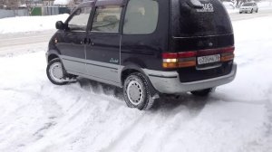 Nissan Serena C23.mp4