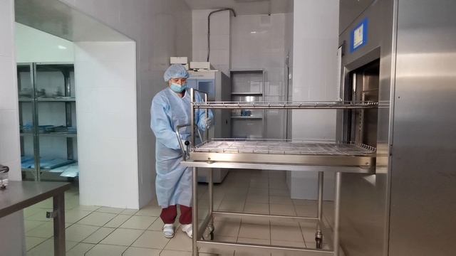 Работа стерилизационного отделения и продемонстрировала процесс обработки медицинских изделий. смотреть онлайн