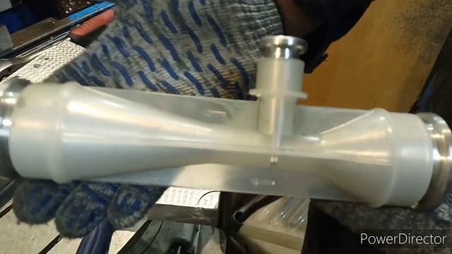 Отливка воздушного эжектора. 1 деталь в форме. Влм 200. Полипропилен птр 50. смотреть онлайн