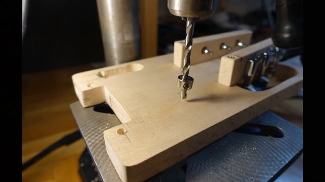 Travel Guitar DIY. How to make travel guitar ... смотреть онлайн