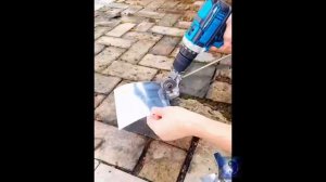 Лайфхак. Насадка на дрель для резки металла. #Shorts