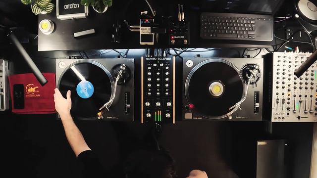 DJ Fitz meets the new Ecler Warm 2 - April 2022 смотреть онлайн