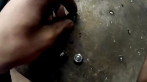 Замена масла в НИВЕ или как выкрутить слизанную пробку поддона.