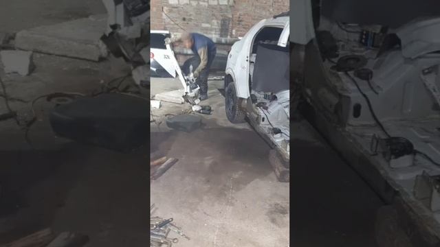 Яндекс такси в ремонте смотреть онлайн