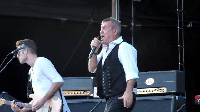 Walk On - Jimmy Barnes - Mt Smart Stadium, Auckland 1-3-2014 смотреть онлайн