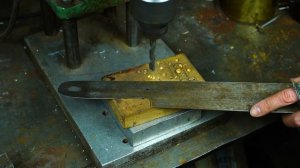 Мачете из ржавой пилы своими руками / Making a machete from a rusty saw DIY