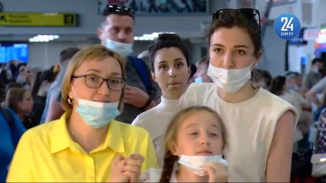 Первый международный рейс вылетел из Сургута смотреть онлайн