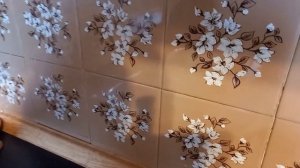 Как закрепить плинтус для кухонной столешницы?
