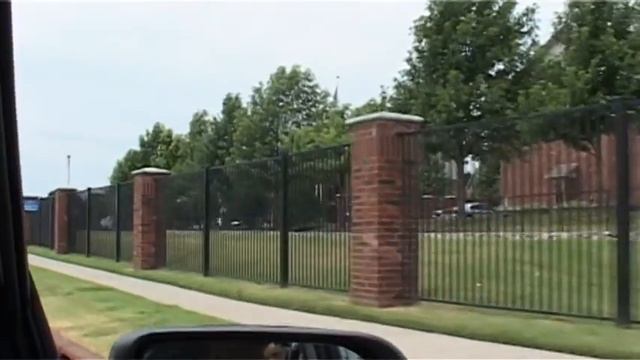 Neighborhood, как живут Американцы смотреть онлайн