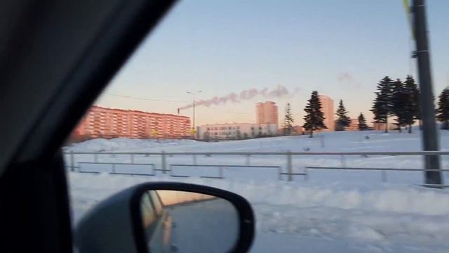 С Вагонки в Горбуново. Едем по новому мосту через Нижнетагильский пруд. смотреть онлайн