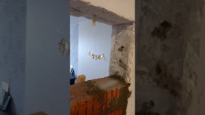 Как уменьшить дверной проём в квартире между комнатами кирпичом
